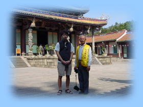 With a guide of this temple "Mr.Ching"